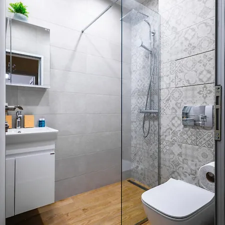 Apartment Bright And Cosy 1bd Flat:perfect For Business Trip Sofia